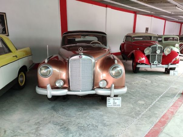Auto World Vintage-5